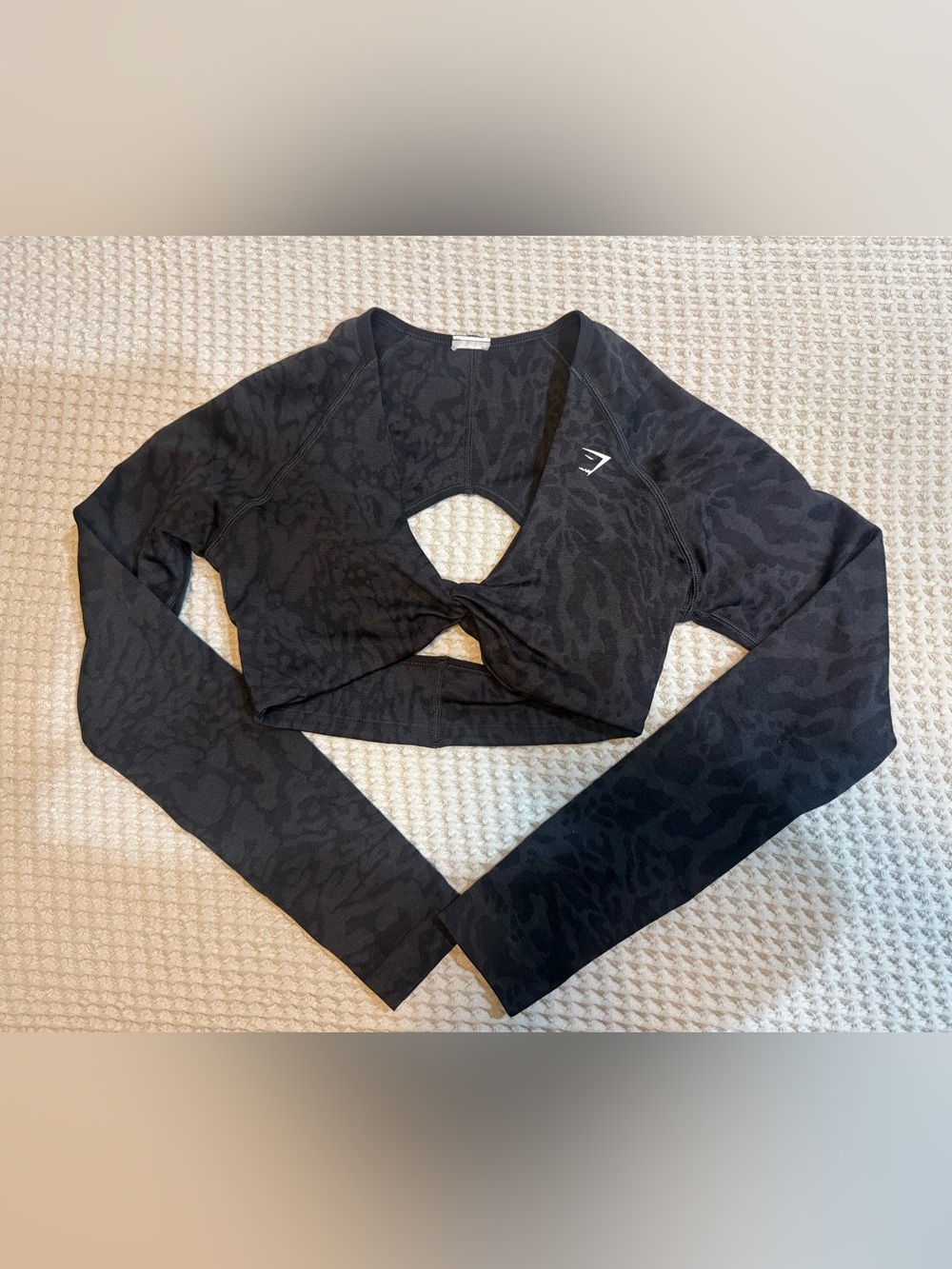 Gymshark Black Twist Cutout Long-Sleeve Crop Top